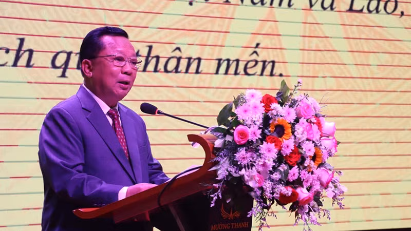 Đại tướng Chansamone Chanyalath, Ủy viên Bộ Chính trị, Phó Thủ tướng, Bộ trưởng Quốc phòng Lào phát biểu. Ảnh: Hải Tiến Đại tướng Chansamone Chanyalath, Ủy viên Bộ Chính trị, Phó Thủ tướng, Bộ trưởng Quốc phòng Lào phát biểu. Ảnh: Hải Tiến