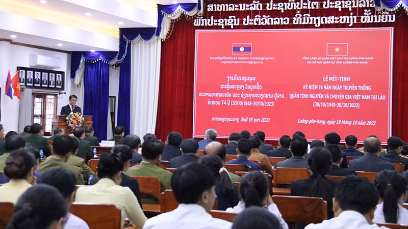 Quang cảnh buổi lễ. Ảnh: Trịnh Dũng
