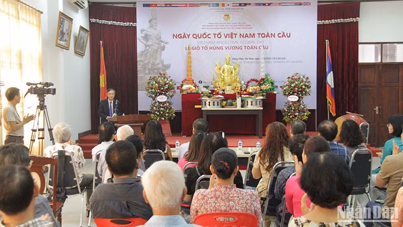 Quang cảnh buổi lễ. (Ảnh: HẢI TIẾN)