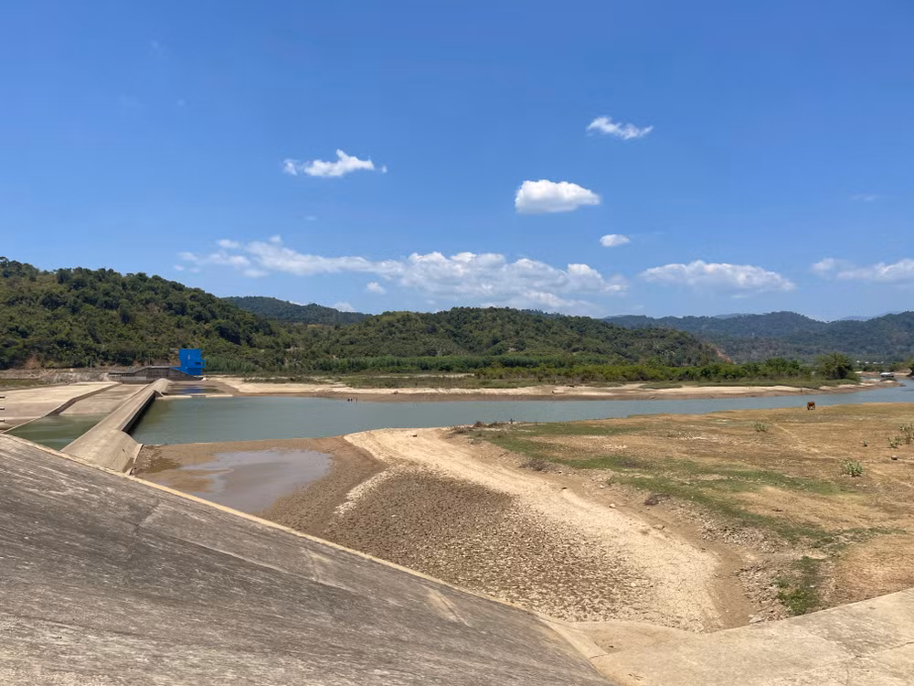 Đập dâng Tà Pao thiếu nước.