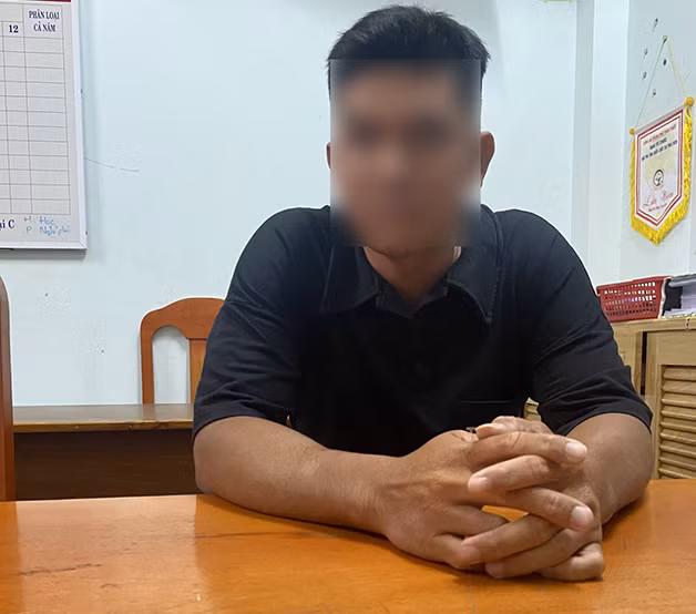 Đối tượng đã thừa nhận hành vi tại trụ sở công an. Đối tượng đã thừa nhận hành vi tại trụ sở công an.