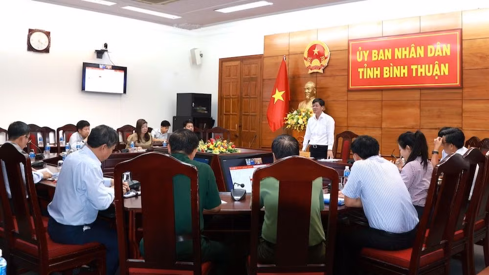 Nhiều lãnh đạo sở, ngành họp. Nhiều lãnh đạo sở, ngành họp.