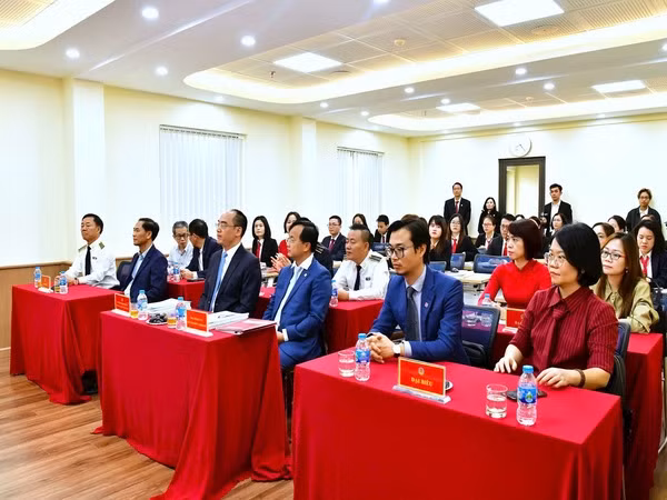 Khóa bồi dưỡng chuẩn mực báo cáo tài chính quốc tế và chia sẻ kinh nghiệm kiểm toán Nhà nước.