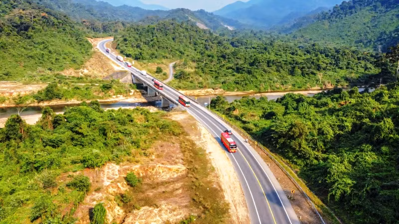 Dự án có quy mô 4 làn xe, nhằm nâng cao năng lực khai thác, giảm thiểu tai nạn giao thông. (Ảnh: CTV) Dự án có quy mô 4 làn xe, nhằm nâng cao năng lực khai thác, giảm thiểu tai nạn giao thông. (Ảnh: CTV)
