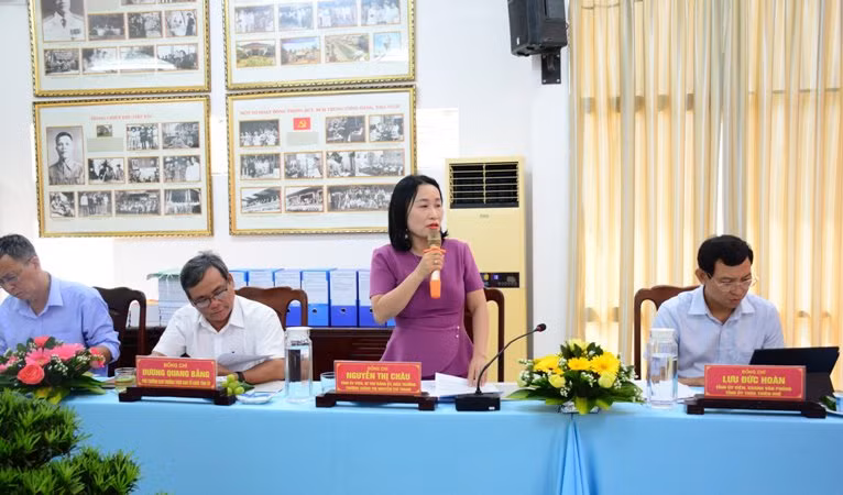 Lãnh đạo nhà trường đã cam kết hoàn thành những chỉ tiêu đạt chuẩn đang ở mức độ thấp lên mức độ cao vào năm 2024. Lãnh đạo nhà trường đã cam kết hoàn thành những chỉ tiêu đạt chuẩn đang ở mức độ thấp lên mức độ cao vào năm 2024.