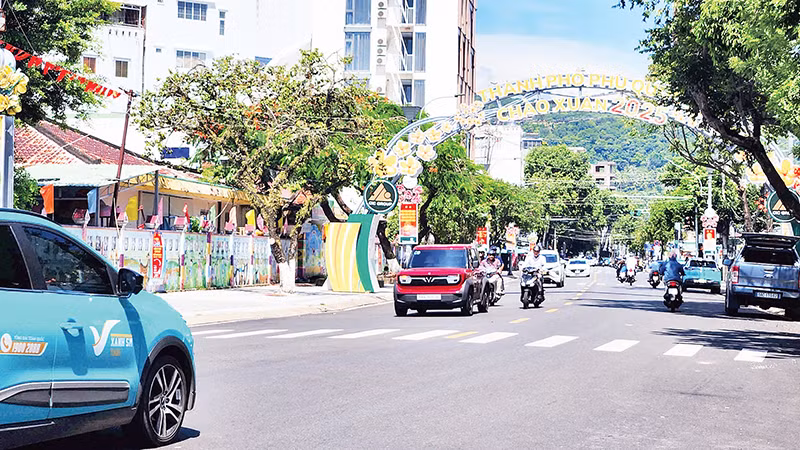 Xe điện lưu thông trên địa bàn thành phố Phú Quốc.