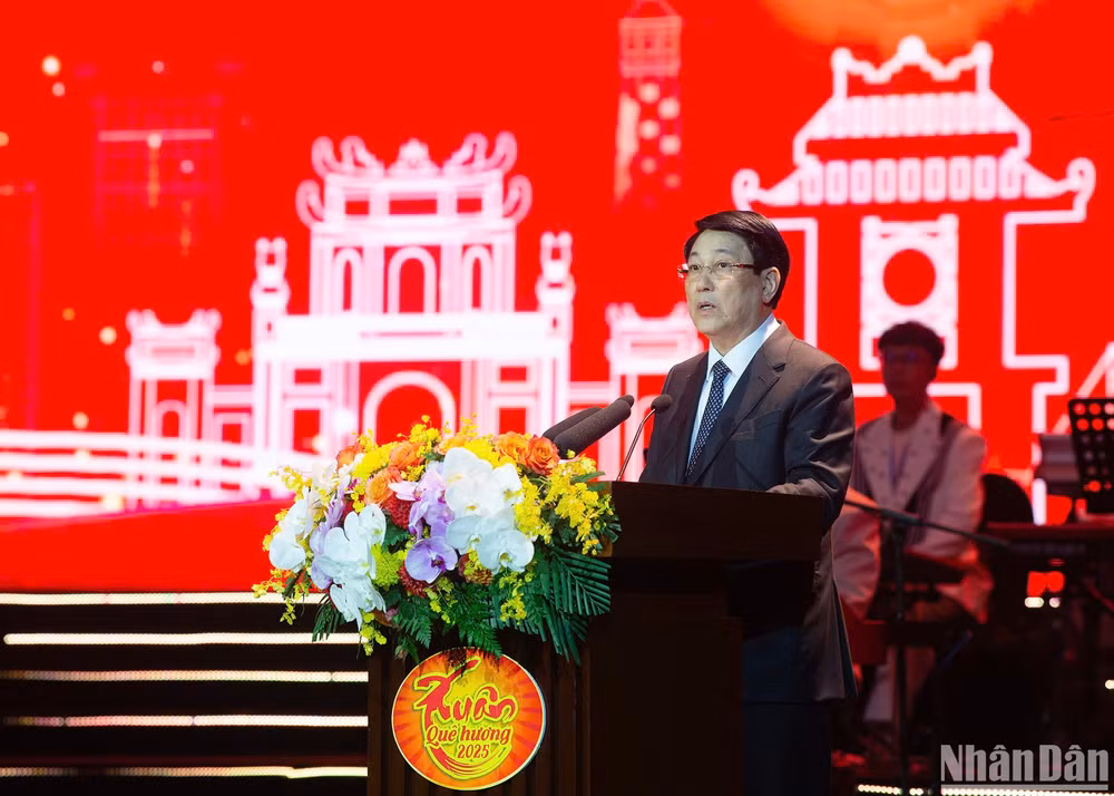 Chủ tịch nước phát biểu tại chương trình. Chủ tịch nước phát biểu tại chương trình.