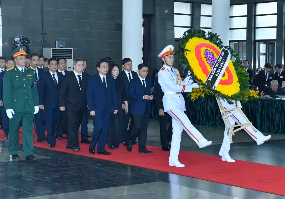 Toàn cảnh Lễ viếng Tổng Bí thư Nguyễn Phú Trọng: Trang nghiêm và xúc động ảnh 132 Toàn cảnh Lễ viếng Tổng Bí thư Nguyễn Phú Trọng: Trang nghiêm và xúc động ảnh 132