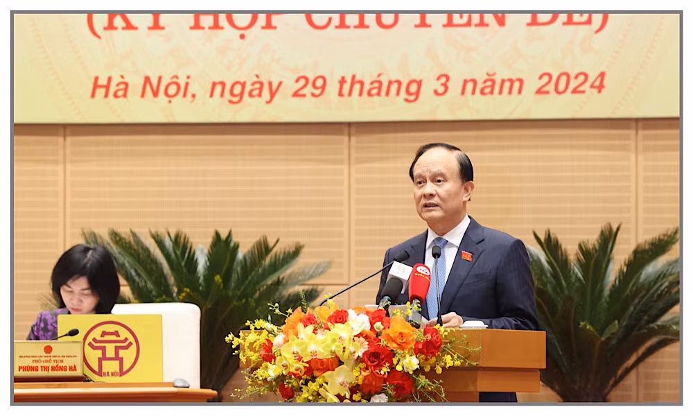 Chủ tịch Hội đồng nhân dân thành phố Hà Nội Nguyễn Ngọc Tuấn phát biểu bế mạc kỳ họp.