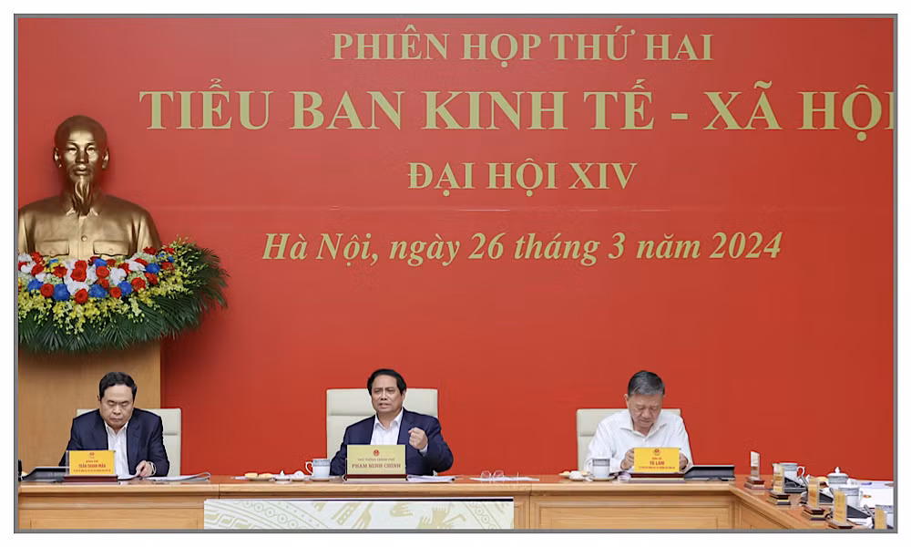 Thủ tướng Phạm Minh Chính chủ trì Phiên họp thứ hai Tiểu ban Kinh tế - Xã hội Đại hội lần thứ XIV của Đảng. (Ảnh: TRẦN HẢI)
