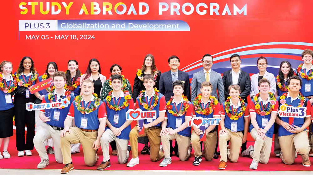 Trường đại học Kinh tế-Tài chính Thành phố Hồ Chí Minh chào đón sinh viên Hoa Kỳ tham gia chương trình “Plus 3”. 