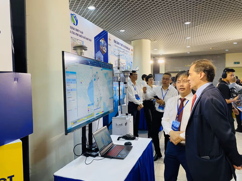 Nhiều sản phẩm khoa học và công nghệ đưa ra thị trường được doanh nghiệp, người dân đón nhận. (Ảnh TUẤN ANH) 