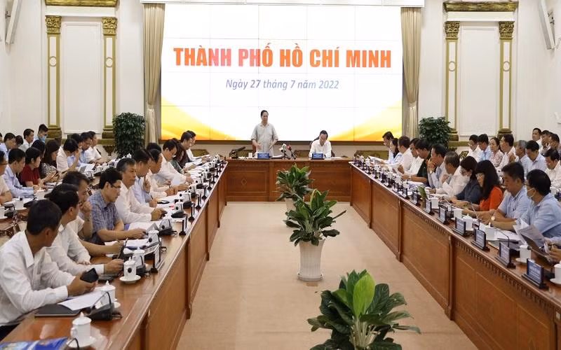 Thủ tướng Phạm Minh Chính phát biểu tại buổi làm việc với Thành phố Hồ Chí Minh. (Ảnh: Trung tâm báo chí Thành phố Hồ Chí Minh) 