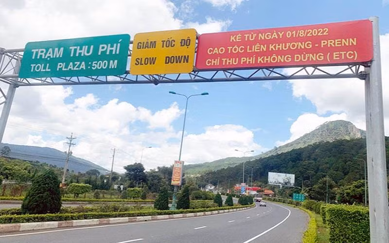 Tuyến cao tốc Liên Khương-Prenn, cửa ngõ vào thành phố Đà Lạt.