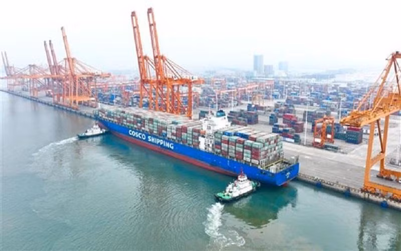 Cảng container Khâm Châu ở tỉnh Quảng Tây (Trung Quốc), ngày 2/3/2022. (Ảnh: THX/TTXVN)