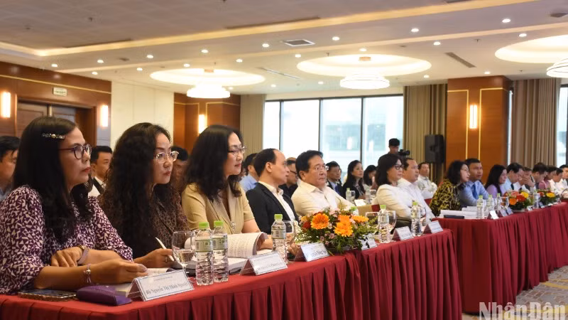 Các đại biểu tham dự hội nghị. (Ảnh: ANH ĐÀO) Các đại biểu tham dự hội nghị. (Ảnh: ANH ĐÀO)