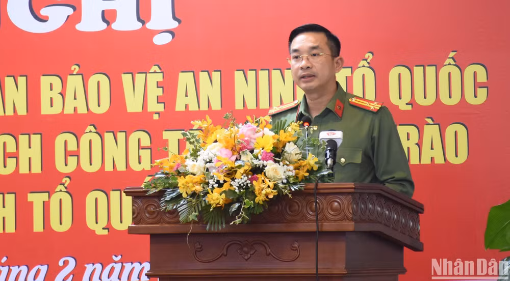 Thượng tá Nguyễn Đại Đồng, Phó giám đốc Công an Đà Nẵng phát biểu tại hội nghị. (Ảnh: ANH ĐÀO)