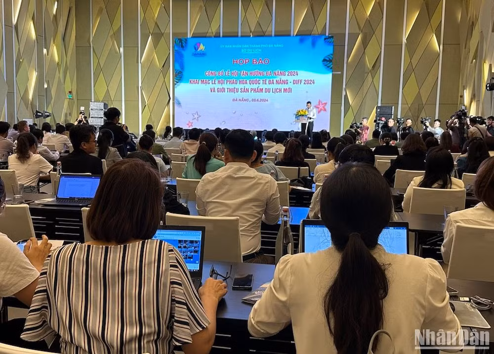 Thành phố Đà Nẵng họp báo công bố Lễ hội Tận hưởng Đà Nẵng 2024 - Enjoy Danang 2024. (Ảnh ANH ĐÀO) Thành phố Đà Nẵng họp báo công bố Lễ hội Tận hưởng Đà Nẵng 2024 - Enjoy Danang 2024. (Ảnh ANH ĐÀO)