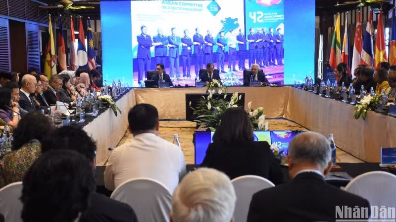 Quang cảnh sự kiện “Gặp gỡ ASEAN tại Đà Nẵng 2025”. (Ảnh: ANH ĐÀO) Quang cảnh sự kiện “Gặp gỡ ASEAN tại Đà Nẵng 2025”. (Ảnh: ANH ĐÀO)