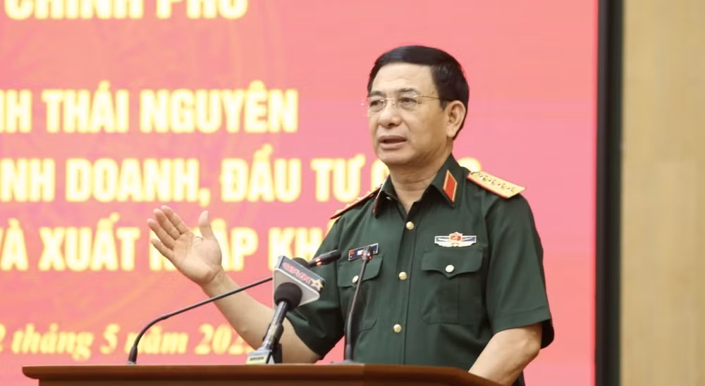 Đại tướng Phan Văn Giang phát biểu ý kiến tại buổi làm việc.