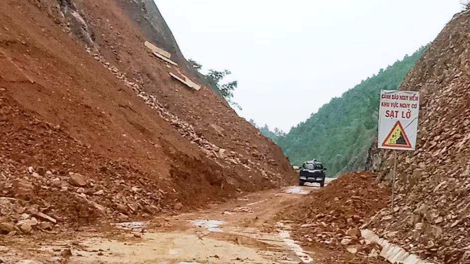 Đèo So trên quốc lộ 3C được thông xe trở lại từ 17 giờ ngày 19/6.