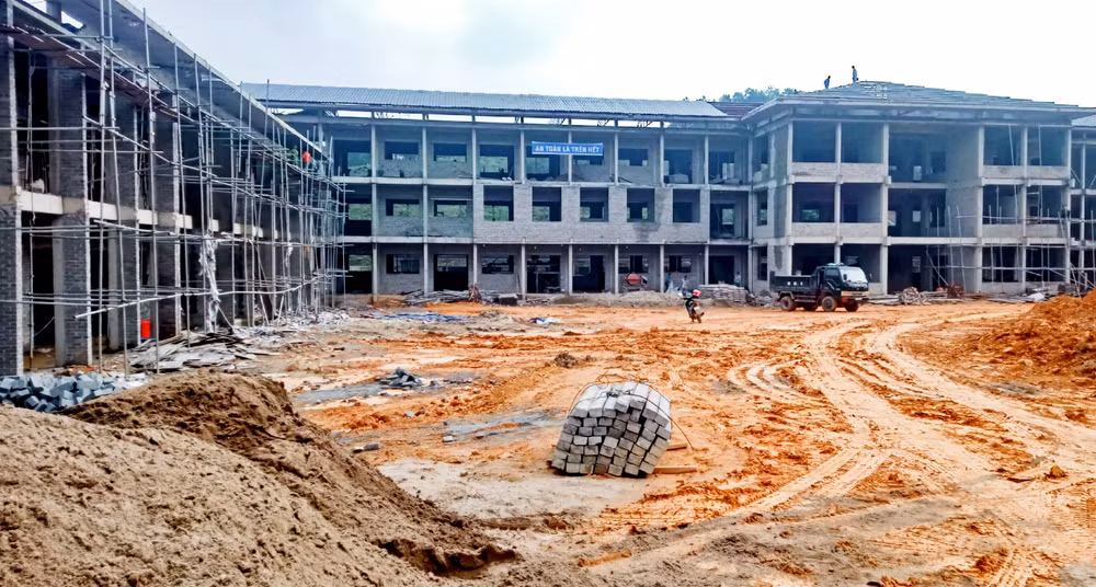 Trường Trung học phổ thông Tức Tranh đang được khẩn trương xây dựng để đưa vào sử dụng từ năm học 2023-2024.