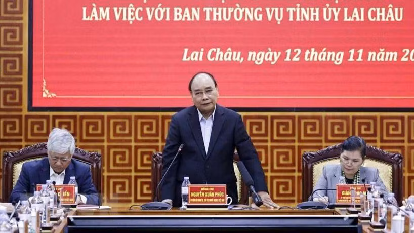 Chủ tịch nước Nguyễn Xuân Phúc phát biểu chỉ đạo tại buổi làm việc với Ban Thường vụ Tỉnh ủy Lai Châu. (Ảnh: Thống Nhất/TTXVN)