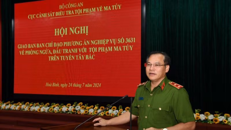 Trung tướng Nguyễn Văn Long, Thứ trưởng Công an phát biểu chỉ đạo tại Hội nghị giao ban.