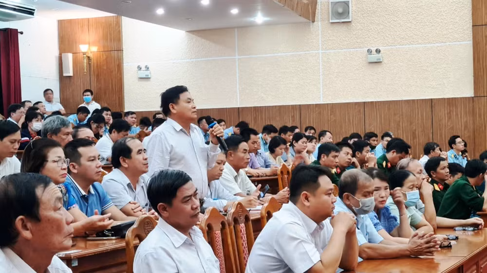 Cử tri Lê Đình Thi, phường Xuân Hà, Thanh Khê: Nhân dân tin tưởng, nhưng mong muốn Đảng, Nhà nước tiếp tục đẩy mạnh công cuộc phòng, chống tham nhũng, lãng phí, tiêu cực.