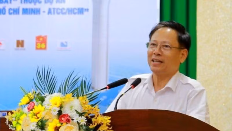Phó Tổng giám đốc VATM Nguyễn Đình Công chỉ đạo các đơn vị đẩy nhanh tiến độ các hạng mục công trình trọng điểm. Phó Tổng giám đốc VATM Nguyễn Đình Công chỉ đạo các đơn vị đẩy nhanh tiến độ các hạng mục công trình trọng điểm.