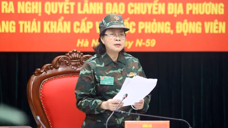 Bí thư Thành ủy Hà Nội Bùi Thị Minh Hoài phát biểu tại hội nghị Ban Thường vụ Thành uỷ trong diễn tập Khu vực phòng thủ Hà Nội 2024.