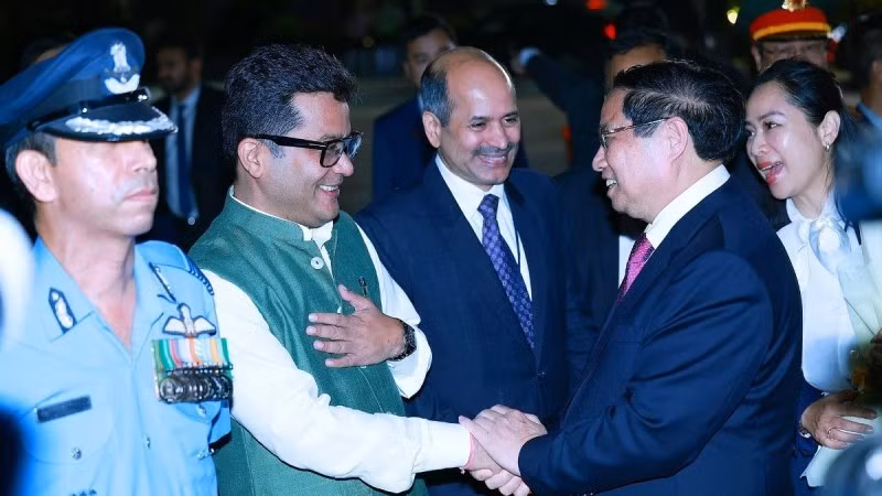 Thủ tướng Phạm Minh Chính rời Thủ đô New Delhi, kết thúc chuyến thăm cấp Nhà nước đến Ấn Độ. (Ảnh: Dương Giang/TTXVN)