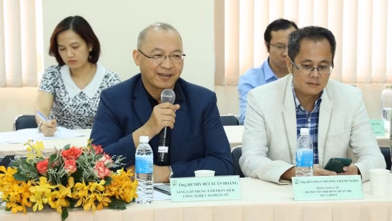 Một doanh nhân kiều bào phát biểu tại Hội nghị. (Ảnh: CTV)