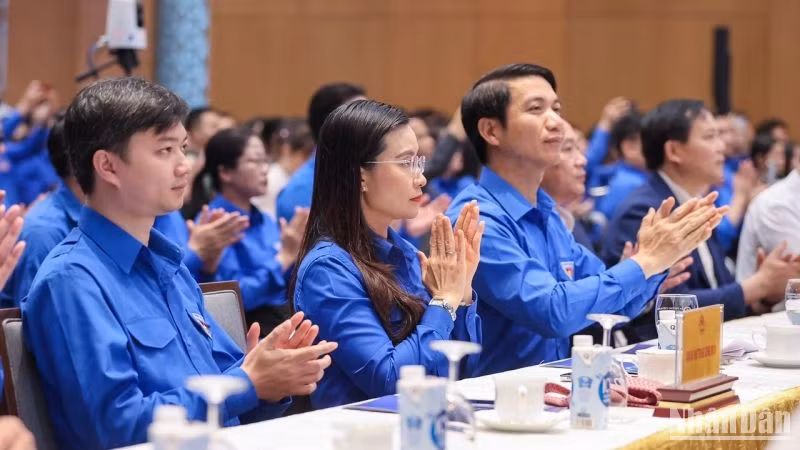 Các đại biểu tham dự buổi đối thoại.