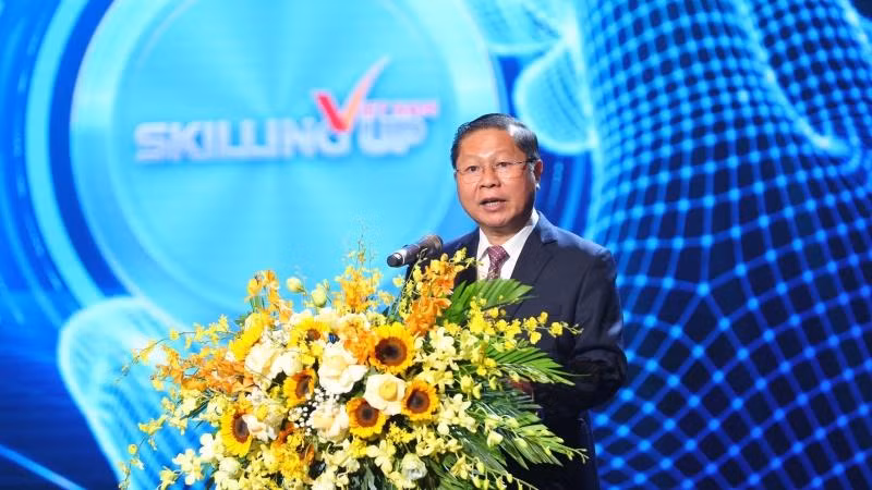 Thứ trưởng Lao động-Thương binh và Xã hội Lê Tấn Dũng phát biểu tại lễ kỷ niệm.