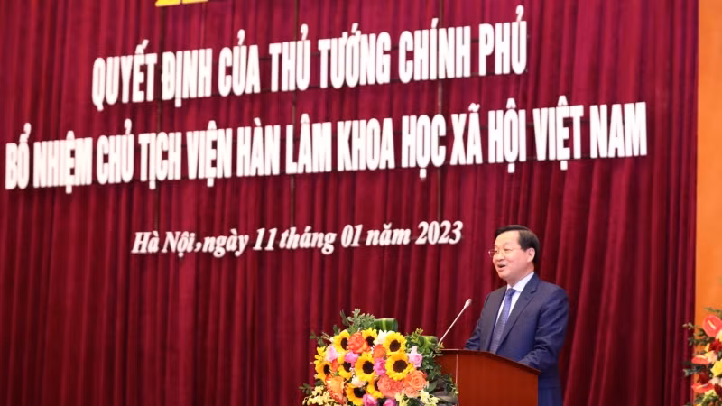 Đồng chí Lê Minh Khái, Bí thư Trung ương Đảng, Phó Thủ tướng Chính phủ phát biểu tại buổi lễ.