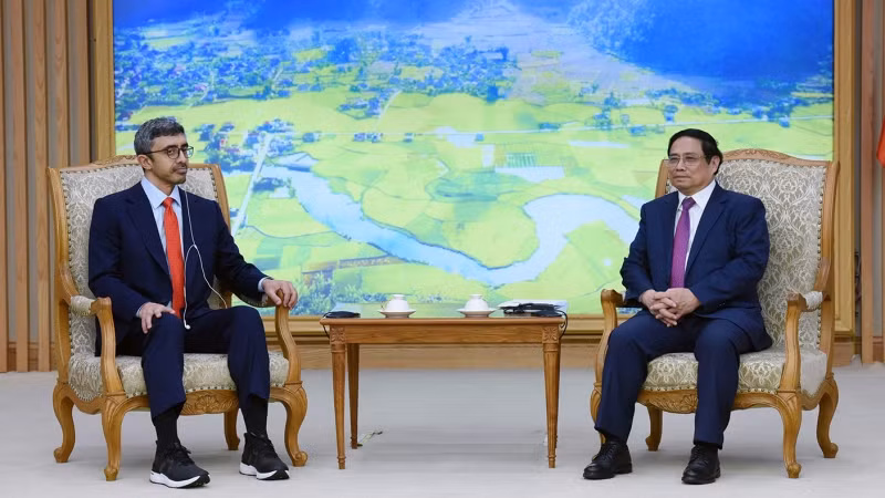 Thủ tướng Phạm Minh Chính tiếp Bộ trưởng Ngoại giao Các Tiểu Vương quốc Arab Thống nhất (UAE) Sheikh Abdullah bin Zayed Al Nahyan.