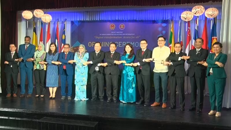 Các đại biểu tham dự Hội nghị.