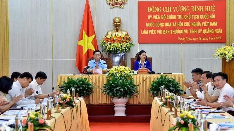 Quang cảnh buổi làm việc. (Ảnh Đăng Anh)