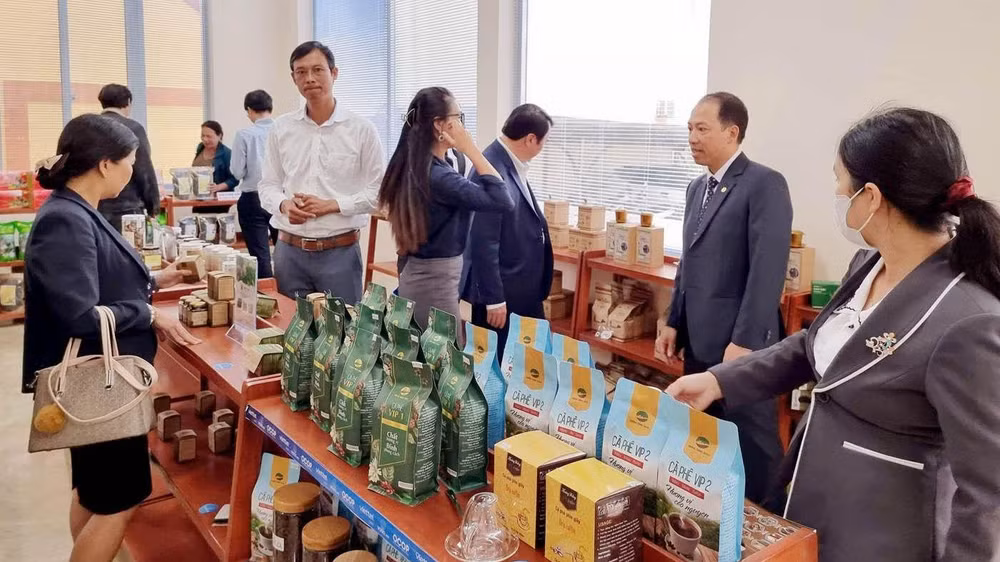 Trung tâm giới thiệu sản phẩm OCOP huyện Lạc Dương.