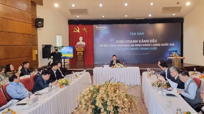 Khắc phục bất cập trong quản lý kinh doanh xăng dầu