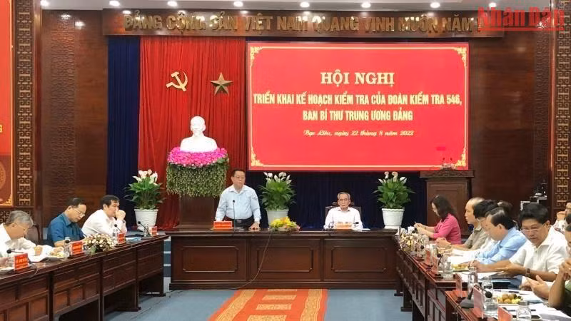 Quang cảnh buổi làm việc. (Ảnh Trọng Duy)