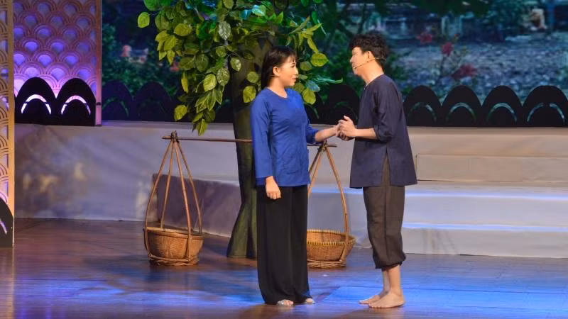 Thí sinh Trần Thị Thu Vân (NSƯT Thu Vân) dự thi với vai Huệ trong vở Duyên kiếp (tác giả Hoàng Song Việt, dàn dựng: NSƯT Kim Phương). Thí sinh Trần Thị Thu Vân (NSƯT Thu Vân) dự thi với vai Huệ trong vở Duyên kiếp (tác giả Hoàng Song Việt, dàn dựng: NSƯT Kim Phương).