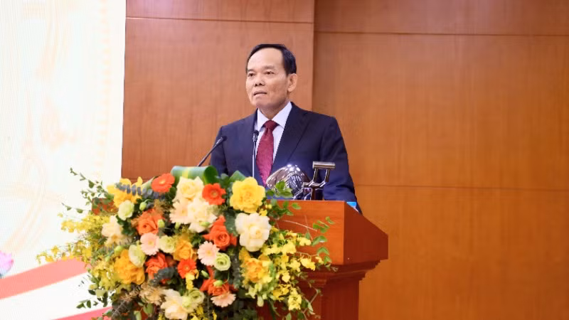 Đồng chí Trần Lưu Quang phát biểu tại hội nghị.