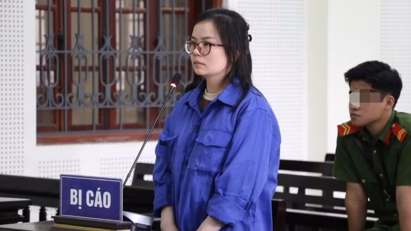 Bị cáo Lê Thị Hiền tại phiên tòa xét xử sơ thẩm.
