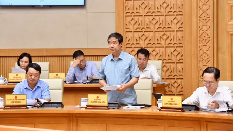 Bộ trưởng Giáo dục và Đào tạo Nguyễn Kim Sơn phát biểu tại Hội nghị.