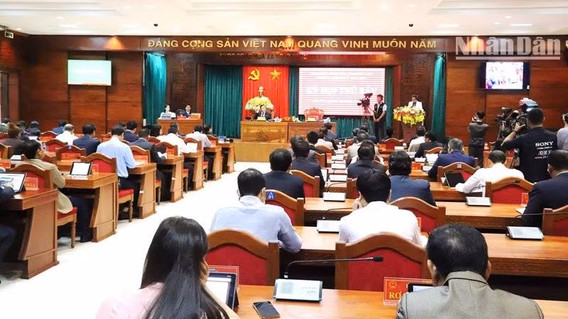 Quang cảnh kỳ họp.