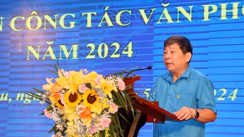Đồng chí Nguyễn Văn Đông, Ủy viên Ban Chấp hành Tổng Liên đoàn, Phó Chủ tịch Công đoàn Viên chức Việt Nam.
