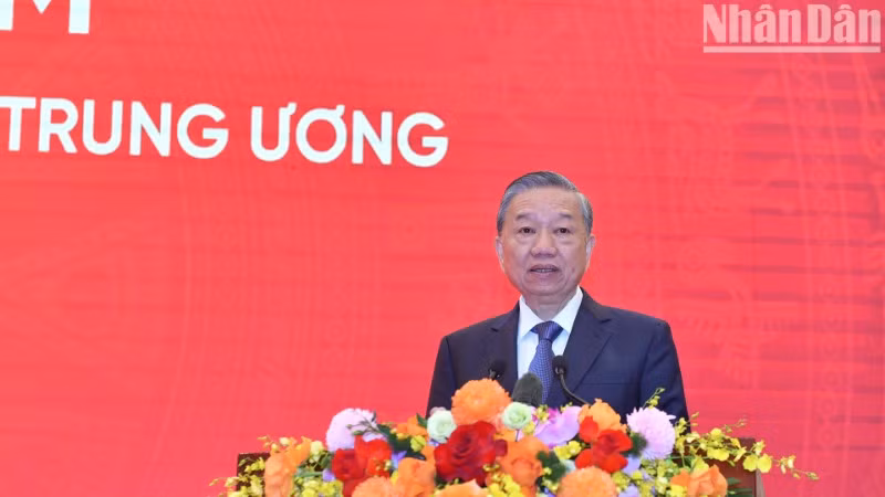 Tổng Bí thư Tô Lâm phát biểu tại Lễ kỷ niệm. (Ảnh: Đăng Khoa) Tổng Bí thư Tô Lâm phát biểu tại Lễ kỷ niệm. (Ảnh: Đăng Khoa)