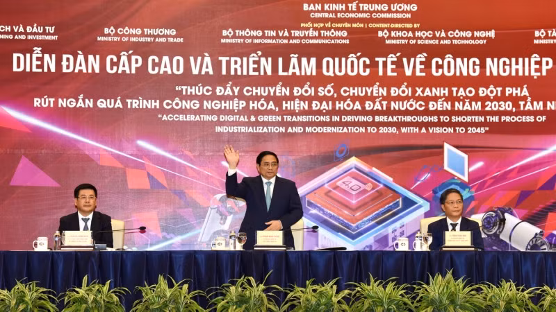 Thủ tướng đến dự và đồng chủ trì diễn đàn.